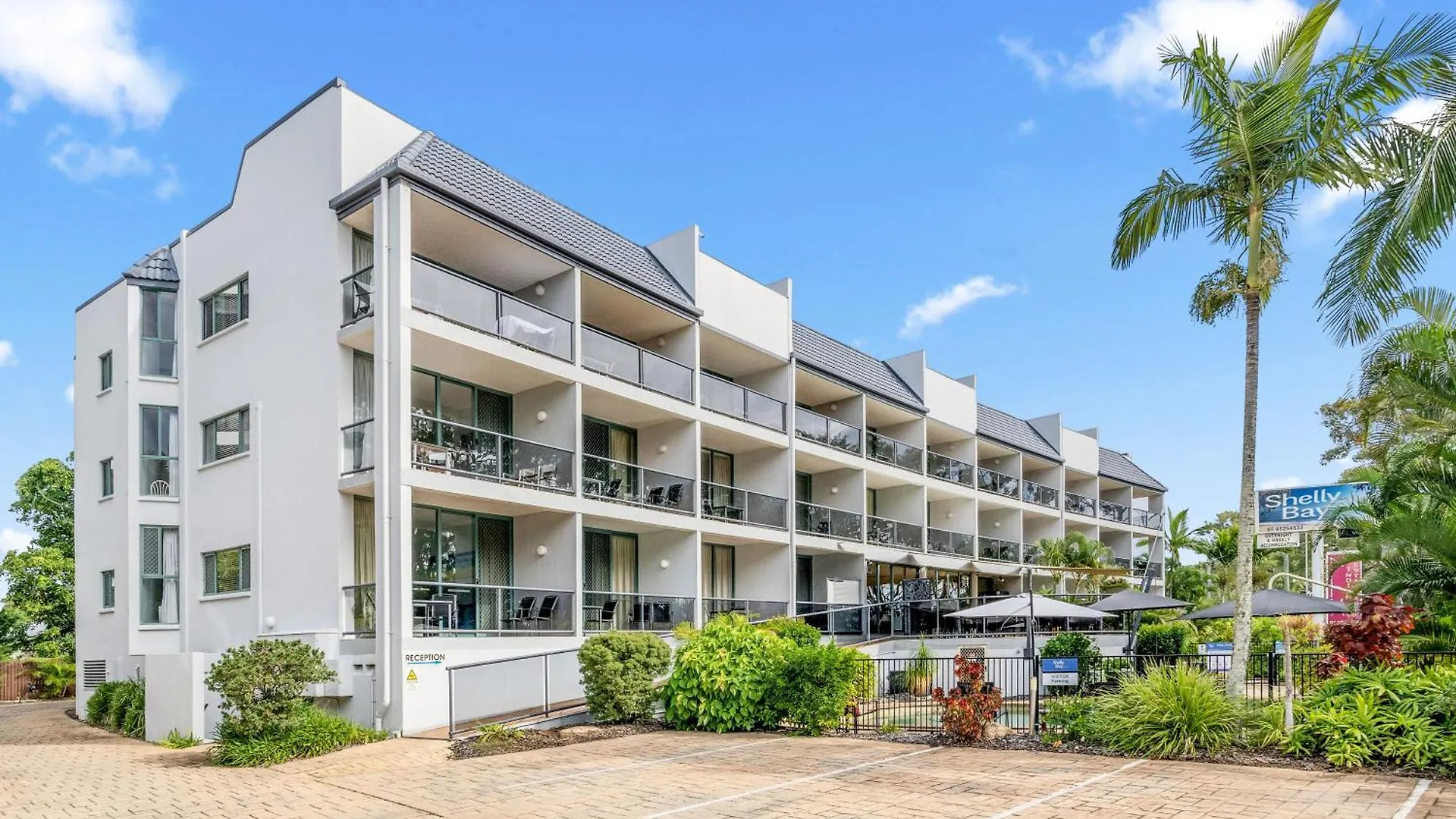 **** Aparthotel Shelly Bay Resort Hervey Bay Australia